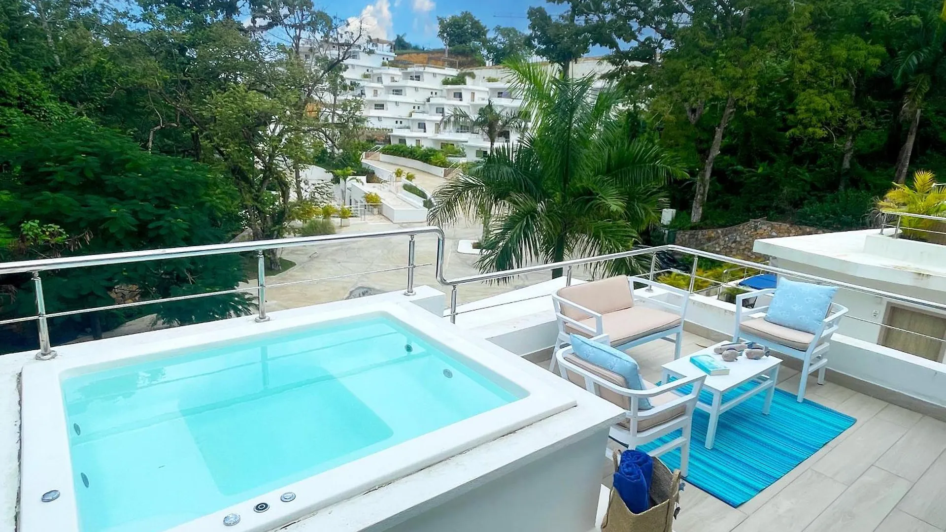 Luxury Apt With Private Jacuzzi & Pool Near Beach Las Terrenas